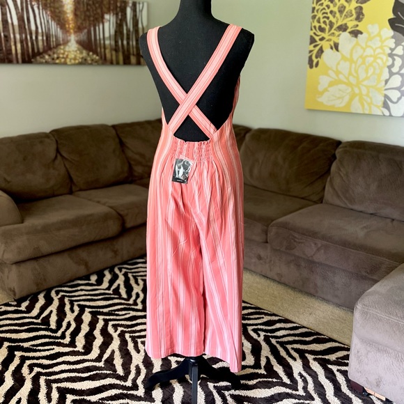 Forever 21 Striped Jumpsuit Size Small NWT - Picture 3 of 11